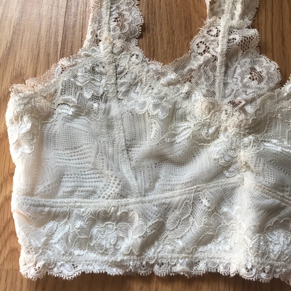 Flawless Bralette - Picture 2 of 5